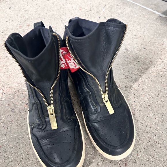 Nike Air Jordan 1 Retro High Tokyo - Picture 1 of 4